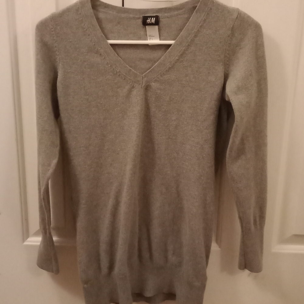H&M Grey Womens' Small V-neck, Long Sleeve